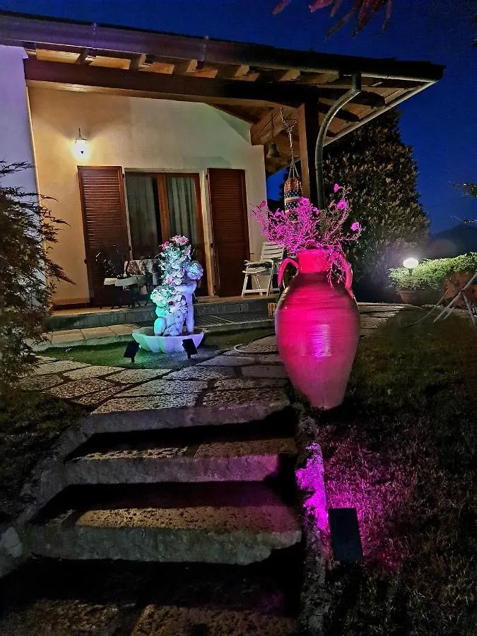 ** Bed & Breakfast B&B Margot Albavilla Italy