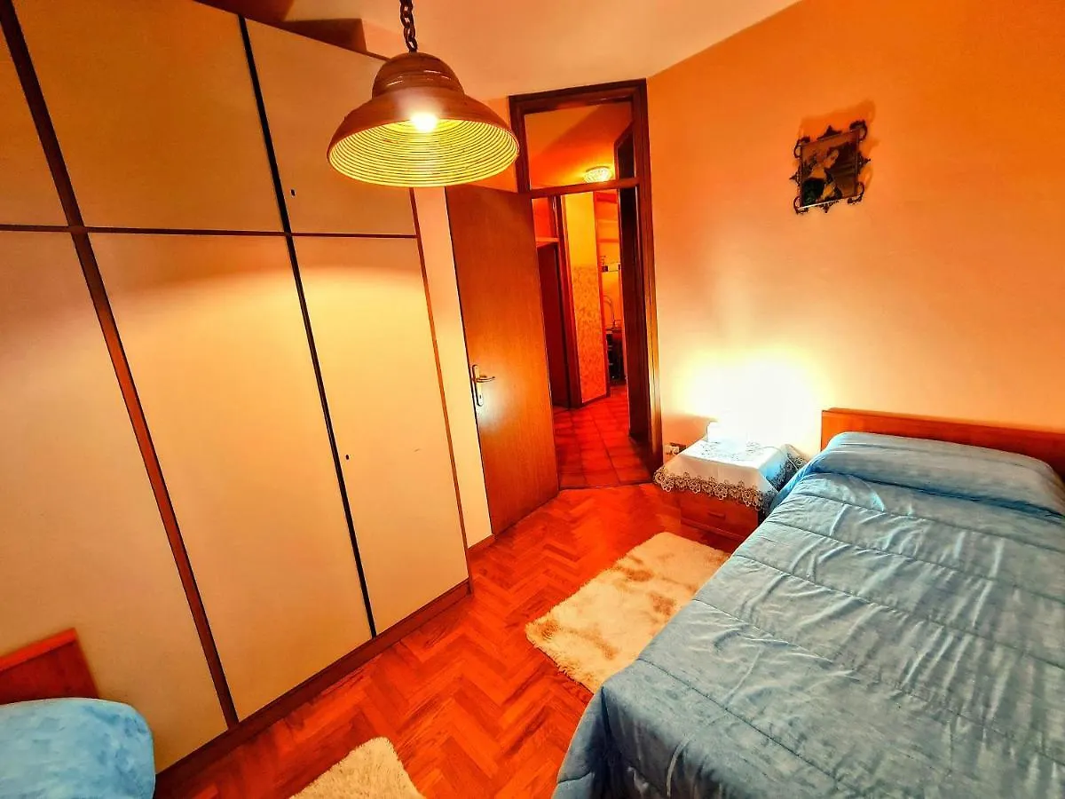 B&B Margot Albavilla 2*,